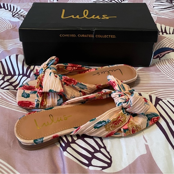 NWOT Lulu’s Lortho Pink Floral Pleated Bow Slide Sandals 6. - Picture 6 of 8
